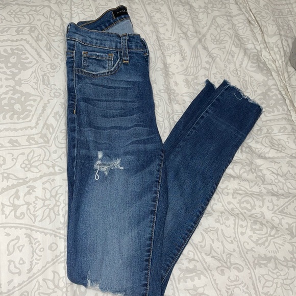 Flying Monkey Lightly Distressed Skinny Jeans - Picture 3 of 7